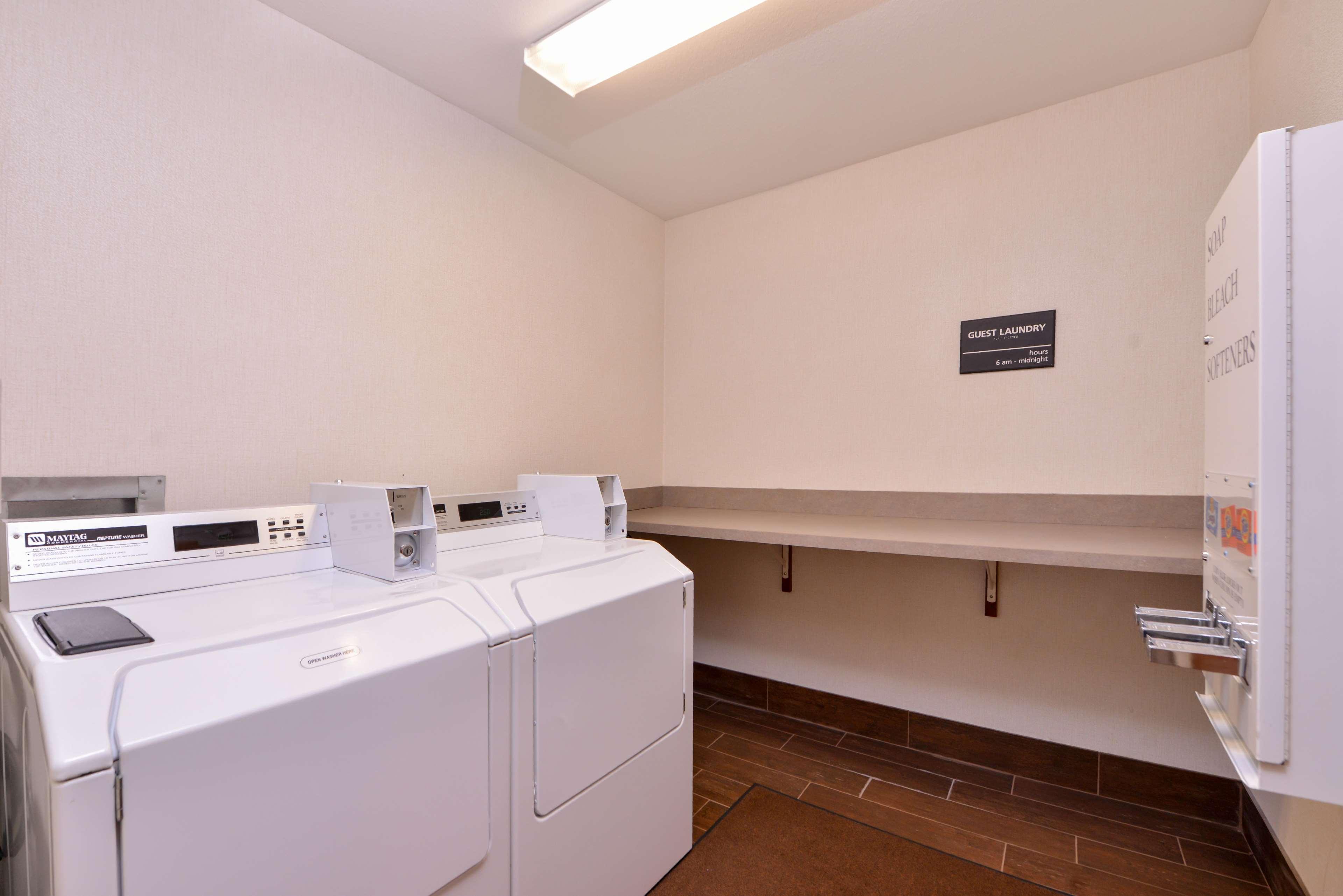 Hampton Inn Йорк Екстериор снимка