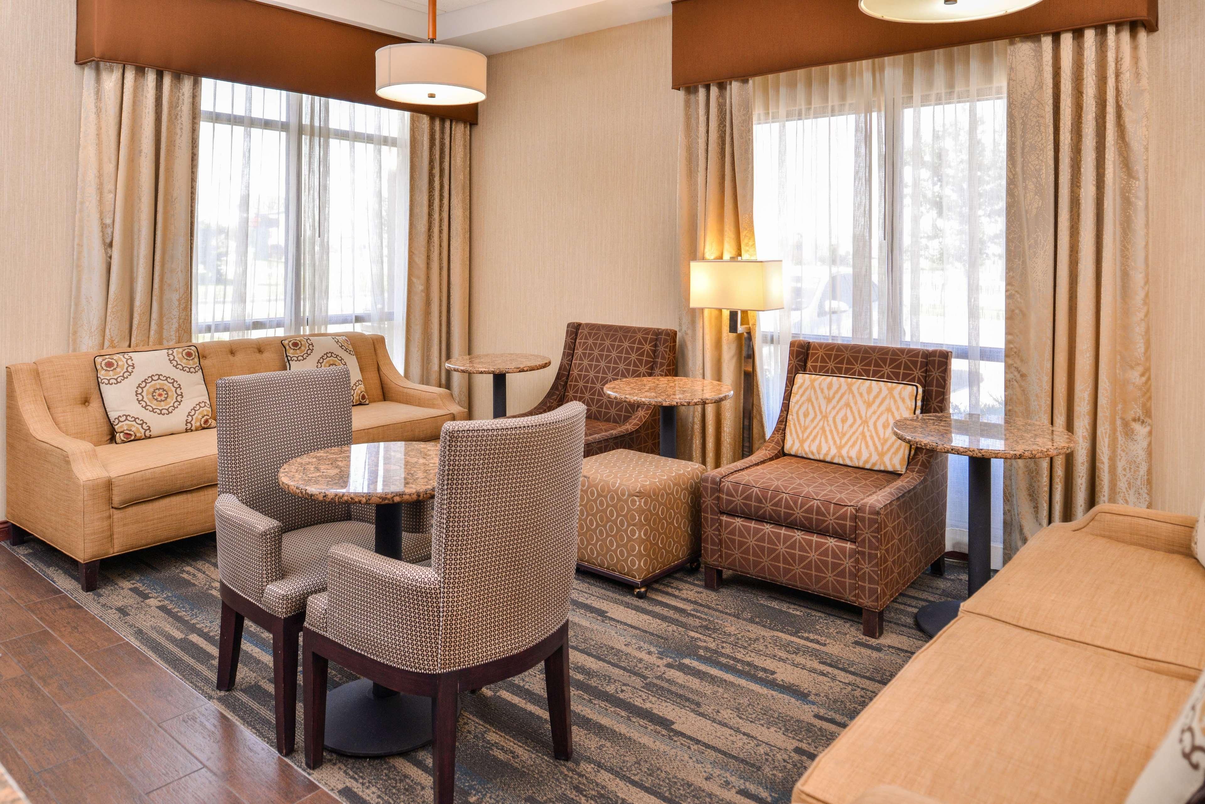 Hampton Inn Йорк Екстериор снимка