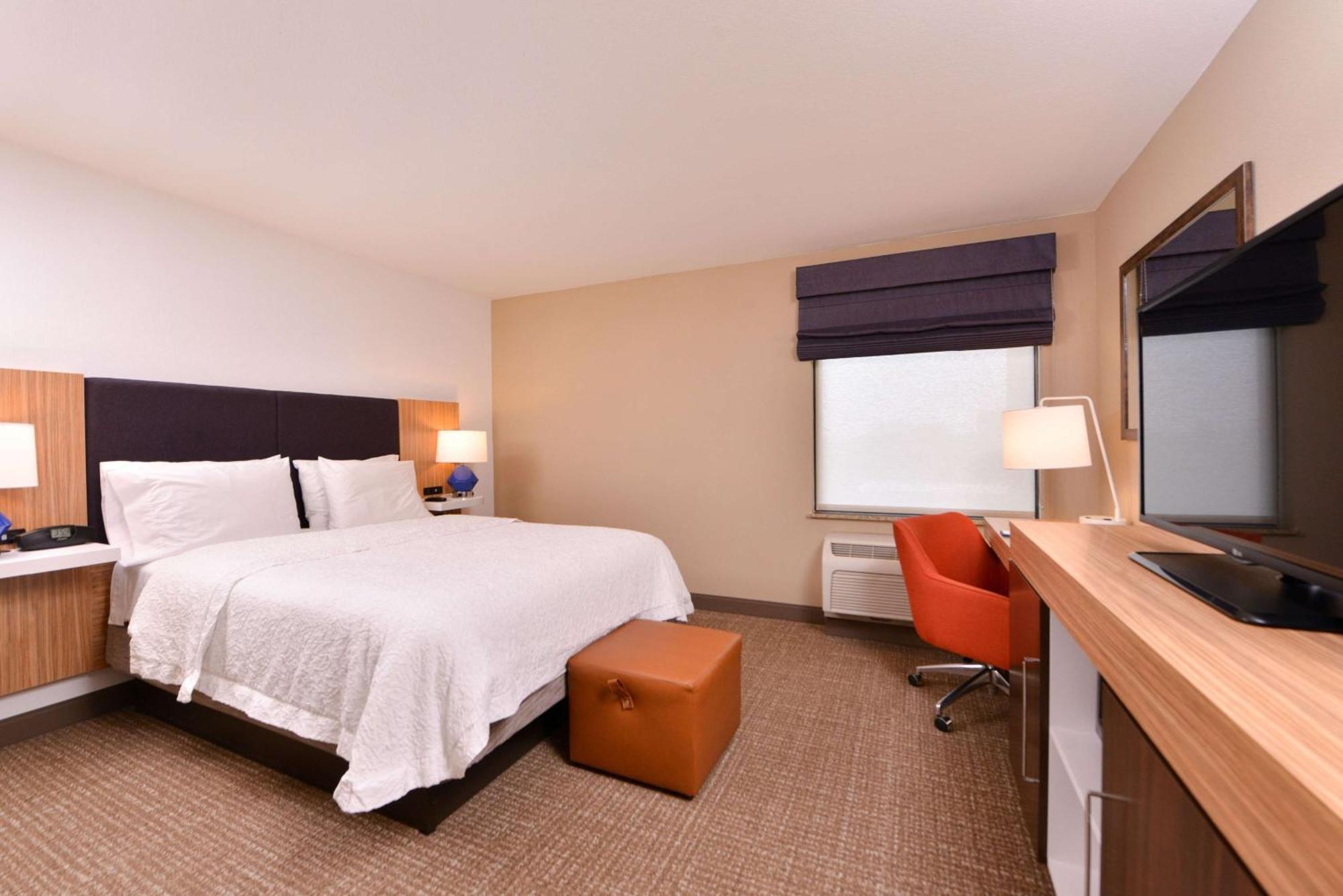 Hampton Inn Йорк Екстериор снимка
